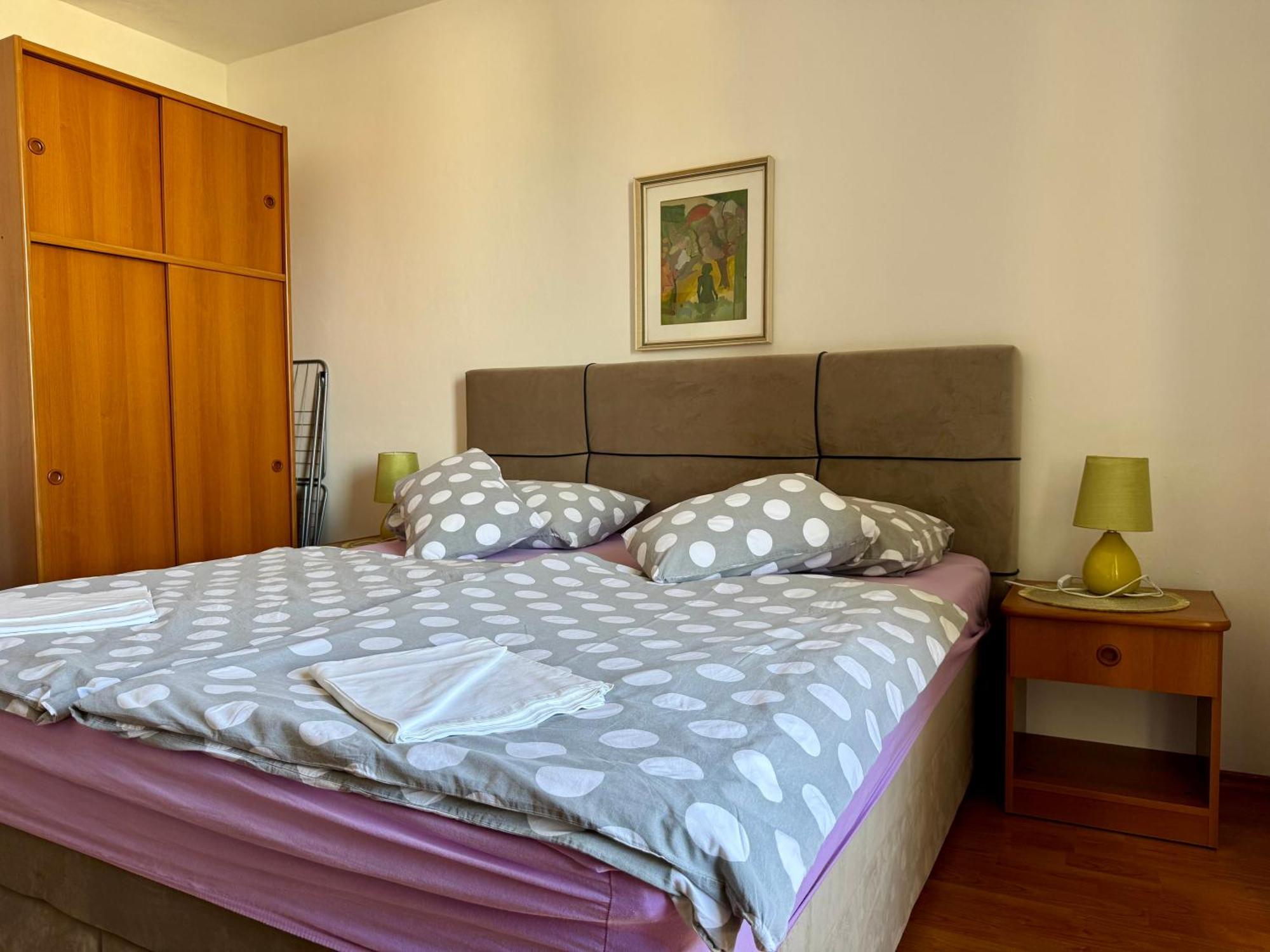 Apartments Maricic Banjol Exterior foto
