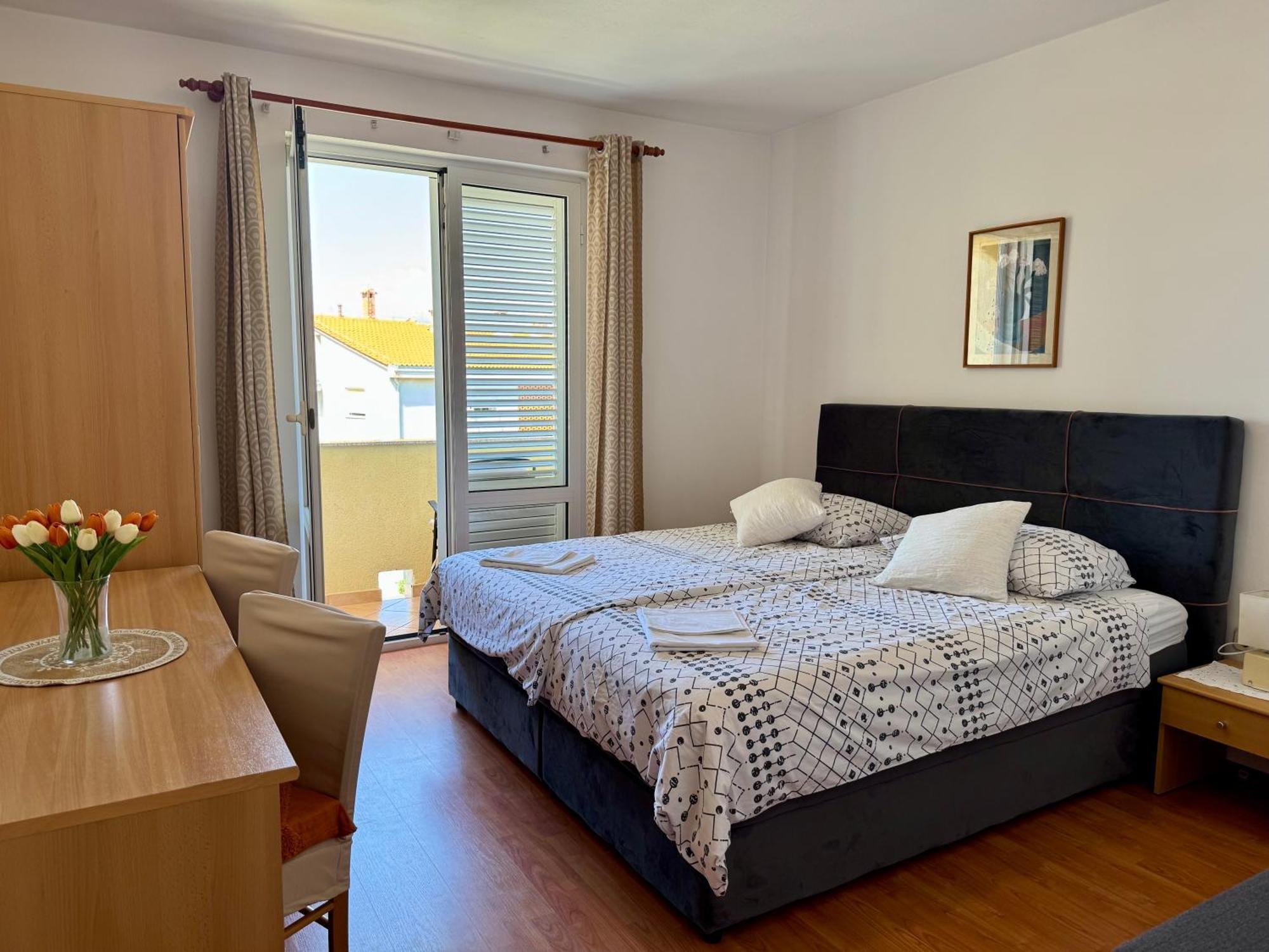 Apartments Maricic Banjol Exterior foto
