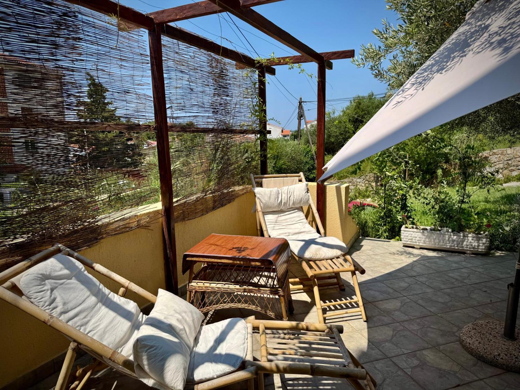 Apartments Maricic Banjol Exterior foto